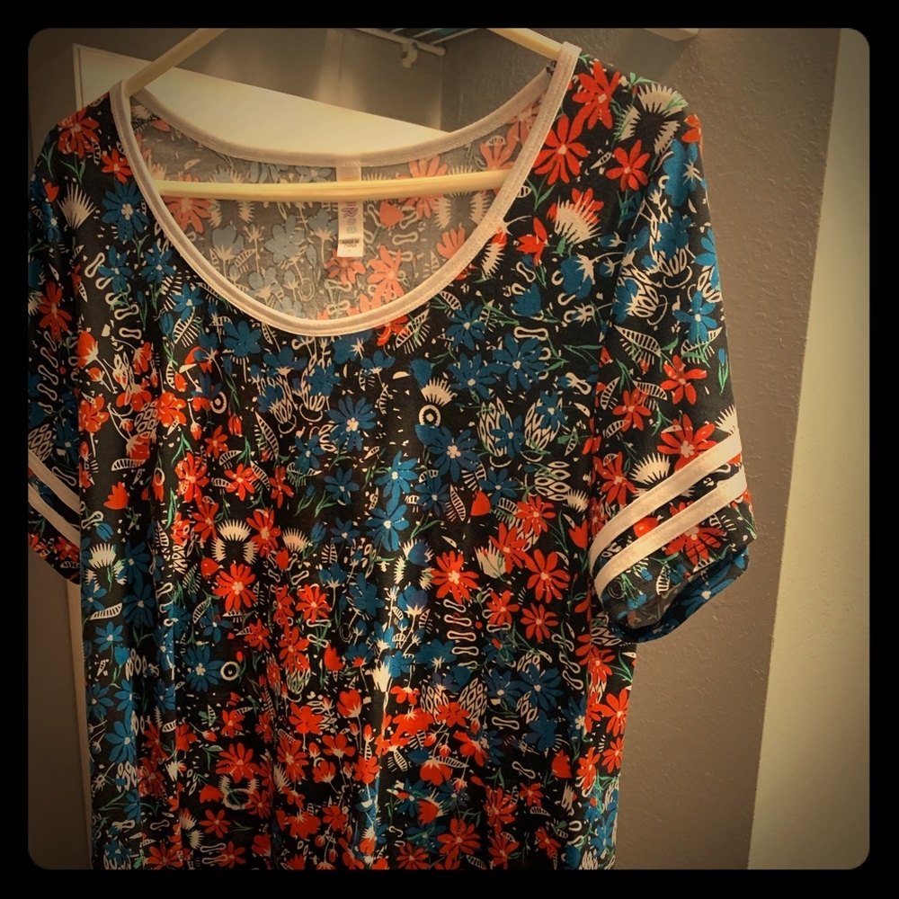 Lularoe Top